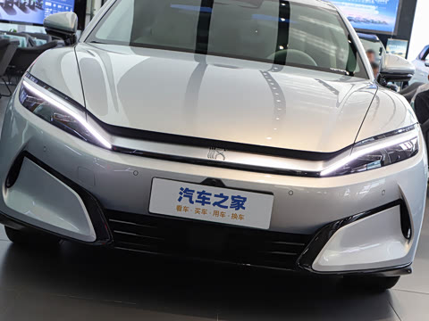 2025�� EV 701KM�����״��콢��