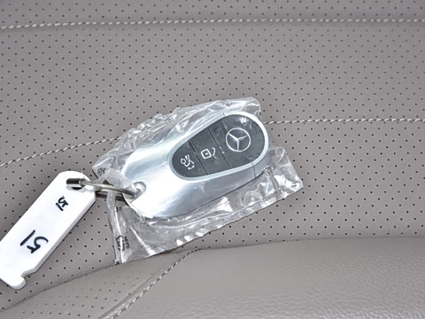 2024�� 500 4MATIC �ȷ��