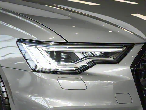 2025�� Avant 45 TFSI ��̽�ռ�