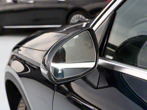 2024�� GLC 260 L 4MATIC ������ 5��