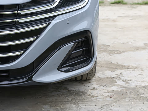 2025�� 330TSI ��Ŀ ������