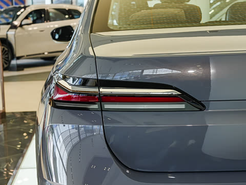 2023�� 740Li ������ ������װ