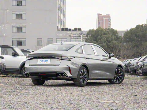 2025�� 2.0T �Զ���+