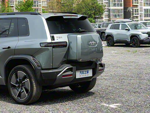 2025�� 501KM ����Max��