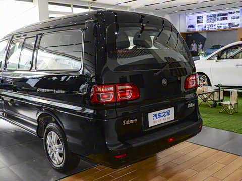 2025�� M5 1.6L ���������� 9��