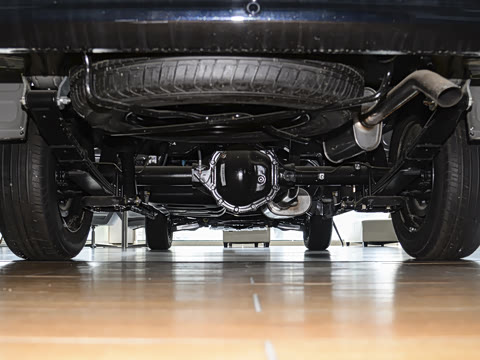 2025�� M5 1.6L ���������� 9��