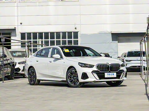 2025�� 525Li M�˶���װ