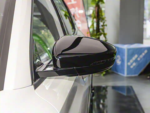 2025�� 1.5T XLINE �����