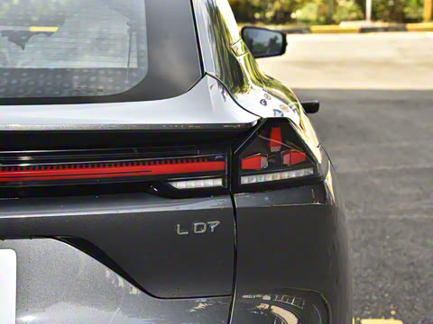 2025�� 300Max  �����Ǽ�AD PRO���̰�