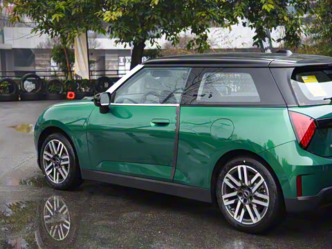 2025�� 456km COOPER E ������