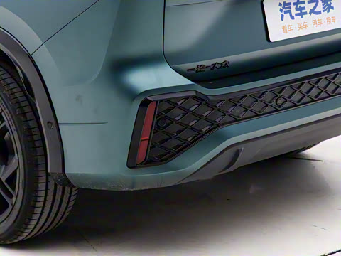 2025�� ̽��L 380TSI ��������