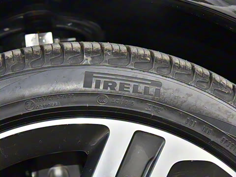 2025�� 360PS Dynamic HSE