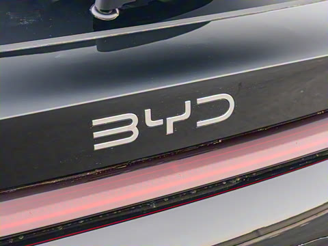 2025�� EV �Ǽݰ� 605km �콢��