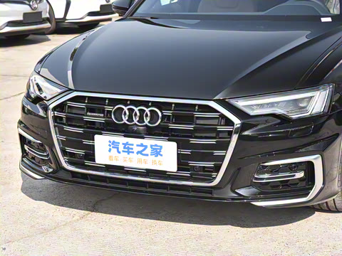 2025�� �Ŀ� 55 TFSI quattro ����������