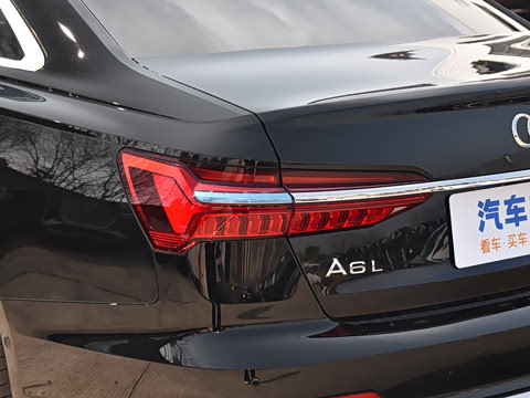 2025�� �Ŀ� 55 TFSI quattro ����������