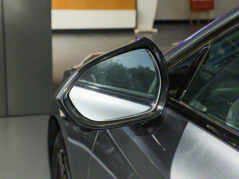 2025�� 1.5T 300 DCT������