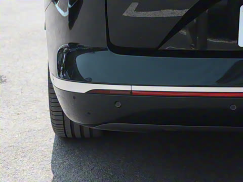 2025�� 700 Ultra�������������״��