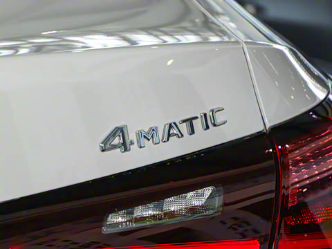 2025�� GLC 260 4MATIC ����SUV