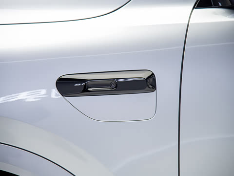 2025�� ���� Ultra�� 53.4kWh 6����