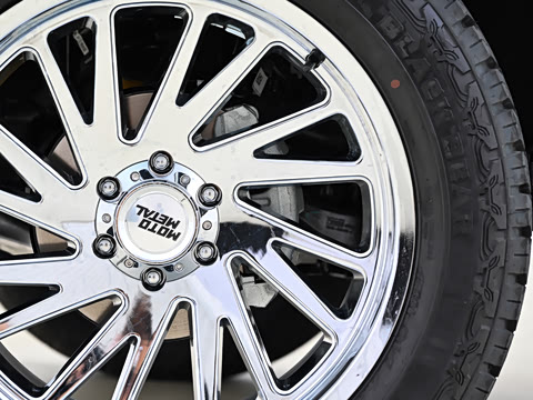 2025�� 2.3T ����SV7 �͹���