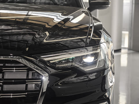 2025�� �Ŀ� 45 TFSI quattro ��ѡ������