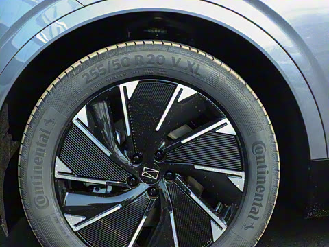 2024�� Pro+���̰�