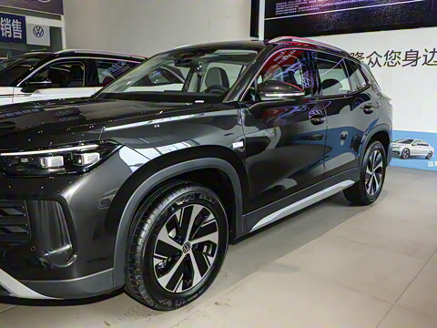 2025�� ̽��L 330TSI ������Ӣ