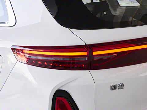 2024�� 1.5L PHEV 115KM ̩����