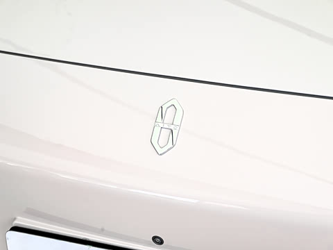 2025�� ����   Ultra ������