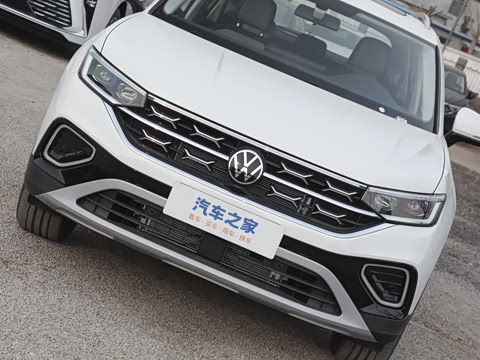 2025�� ������ 300TSI