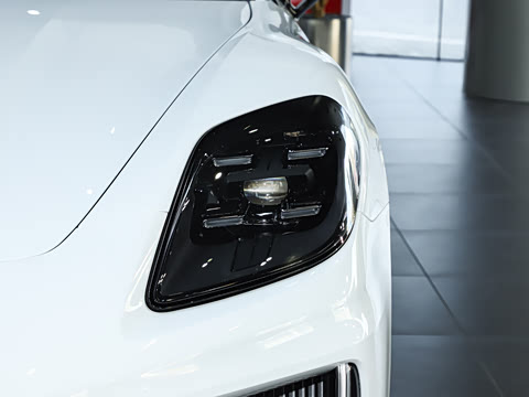 2024�� Panamera �����ӳ��� 2.9T