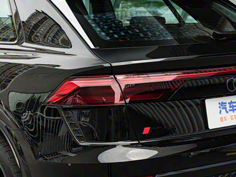 2025�� RS Q8 4.0T performance