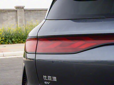 2025�� EV 670KM�����״�������