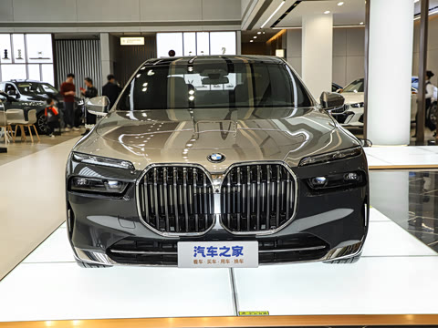 2023�� 740Li ������ ������װ