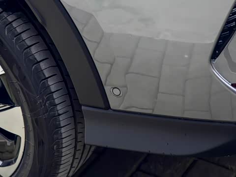 2025�� EV �Ǽݰ� 605km �콢��