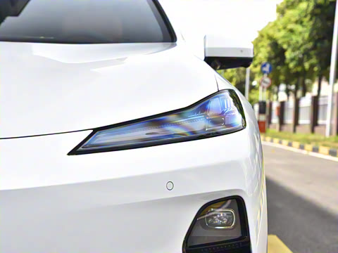 2025�� 530UltraǬ���Ǽ�ADS SE�����