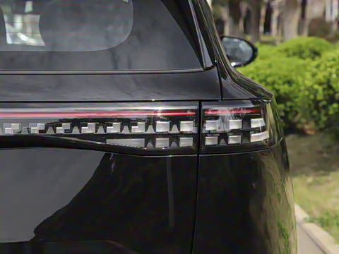 2025�� 210Max���Ȱ� 5��