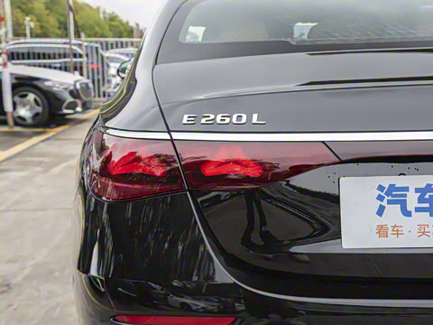 2025�� �Ŀ� E 260 L