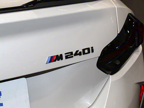 2024�� M240i