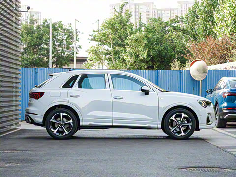 2025�� quattro 45�����ذ� 35TFSI ʱ�ж�����