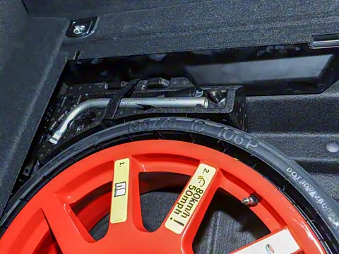 2025�� Macan 2.0T ���ΰ�