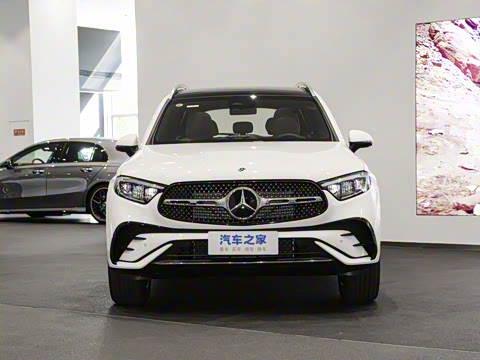 2025�� �Ŀ� GLC 260 L 4MATIC ������