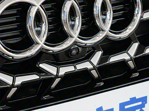 2025�� quattro 45�����ذ� 40TFSI ʱ�ж�����