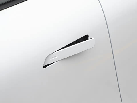 2025�� 210Ultra�Ǽݰ� 6��