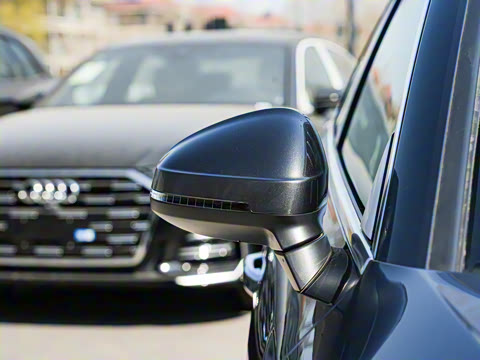 2025�� 200���������� 40 TFSI ʱ�ж�����