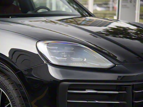 2025�� Cayenne E-Hybrid 2.0T