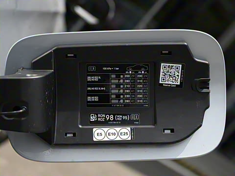 2025�� GLS 480 4MATIC