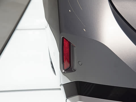 2025�� 530Li ������ M�˶���װ