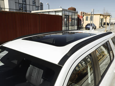 2025�� 2.0T�Զ������캽�� ����