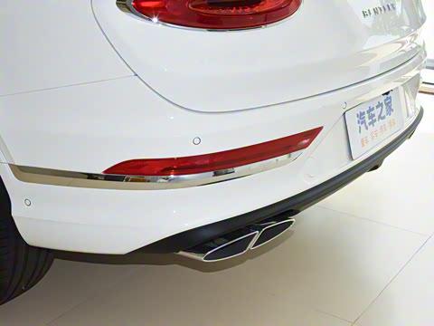 2026�� 4.0T V8 ������